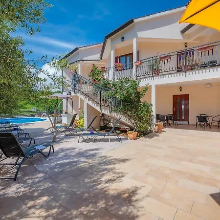 Apartment Fuer 5 Personen Ca 53 Qm In Labin, Istrien Bucht Von Rasa